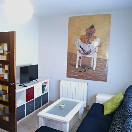 アパート Piso La Torre